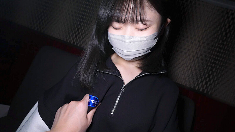 「【素人】ミニ系スレンダー美少女とハメ撮り中出しセックス｜桃色吐息のお嬢ちゃんとおじさんの禁断映像」のサムネイル