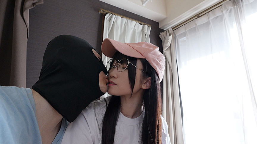 「【素人】18禁動画に出演した美女の過激プレイ映像【無名女優のデビュー作】」のサムネイル