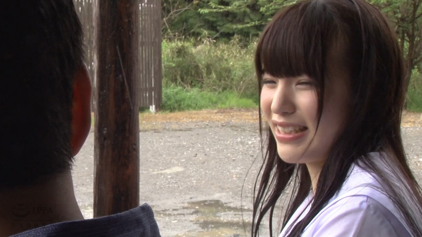 「【制服女子】びしょ濡れ女子校生の雨宿りシチュエーションで濡れ透け制服姿がエロい麻衣ちゃん」のサムネイル