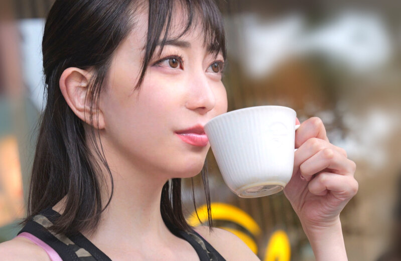 「【素人】巨乳美女4人に中出し&ぶっかけ!ローションプレイで夢見心地の極上体験」のサンプル画像3枚目