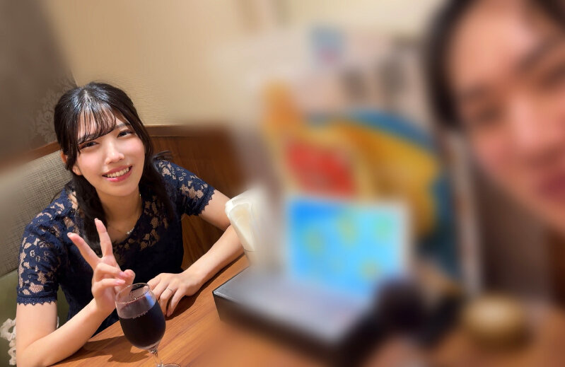 「【素人】巨乳美女4人に中出し&ぶっかけ!ローションプレイで夢見心地の極上体験」のサンプル画像5枚目