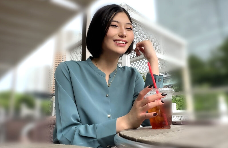 「【素人】巨乳美女4人に中出し&ぶっかけ!ローションプレイで夢見心地の極上体験」のサンプル画像7枚目