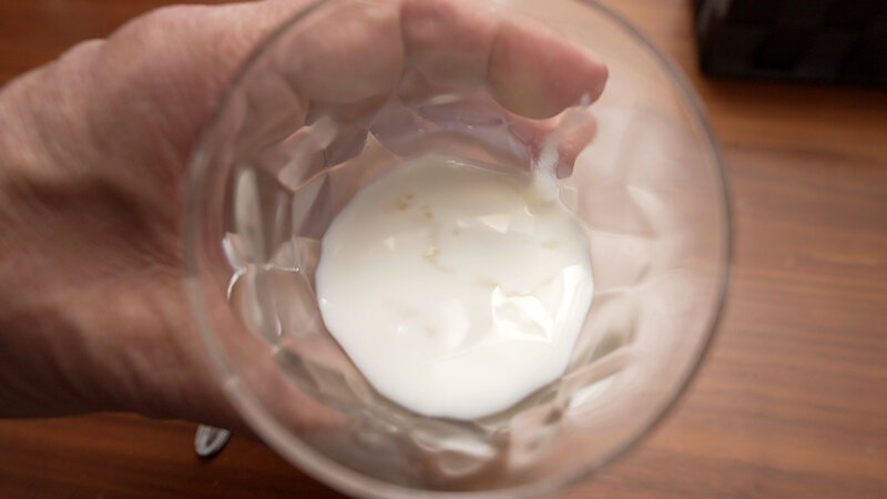 「精子混食育児「私は1〇年間お父さんの精子で育ててもらいました…お父さん、ありがとう」」のサムネイル