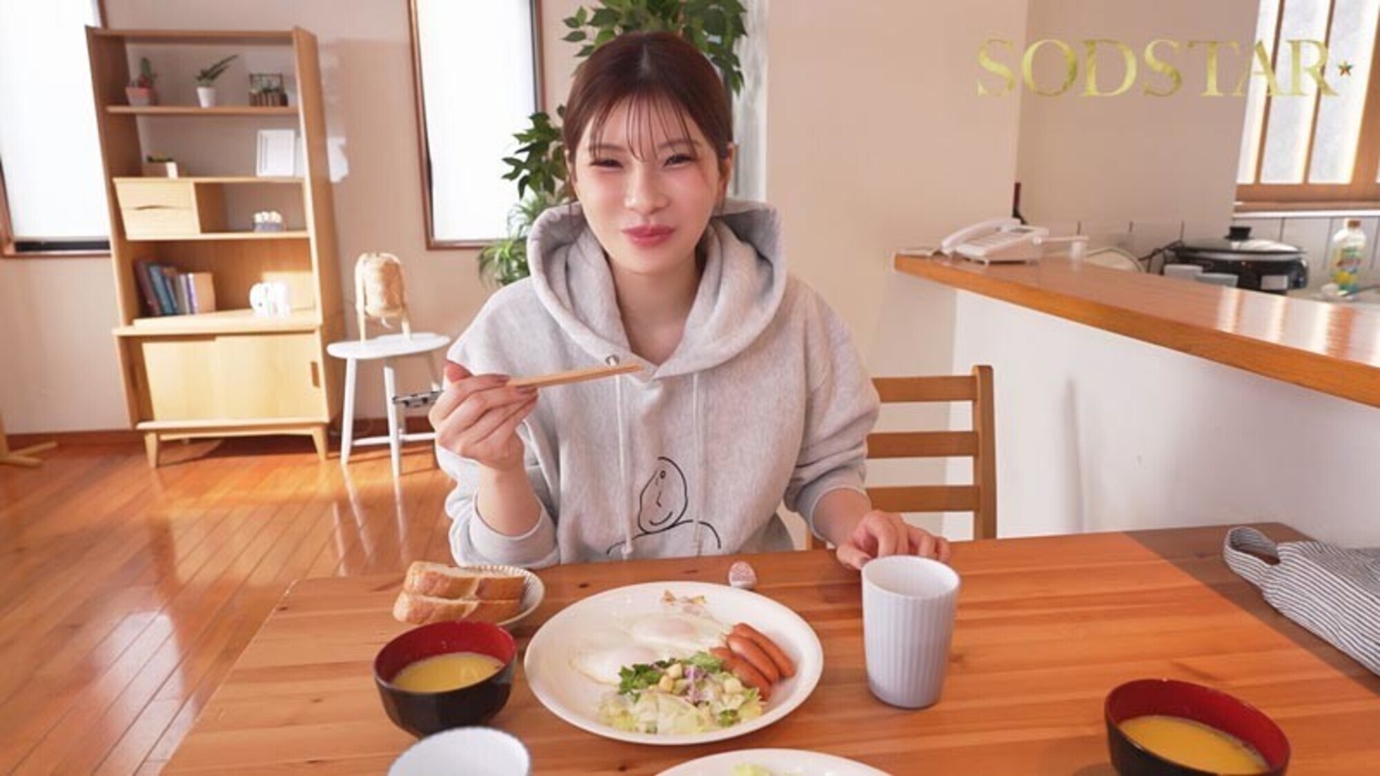 「これが交際歴1年の恋人がするセックス!?リアルにものすごく近い同棲生活!最高にエッチで可愛い神木麗が彼女になってハメまくり!」のサンプル画像2枚目