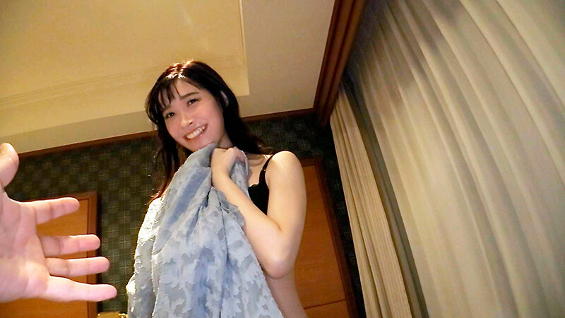 「【素人人妻】巨乳美人妻がTバック姿で魅せる大胆プレイ|欲求不満な主婦の本気セックス」のサンプル画像11枚目