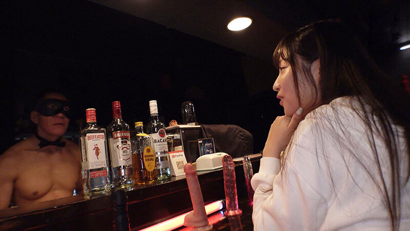 「栄川乃亜の乱交プライベート映像を大公開!過激なエロ企画で本性を晒す濃厚セックス」のサンプル画像7枚目