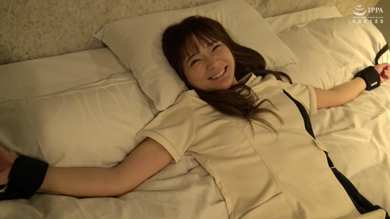 「一条みお くすぐり拘束プレイ｜M女美少女が悶絶する大の字ベッド責め【グリグランス】」のサムネイル