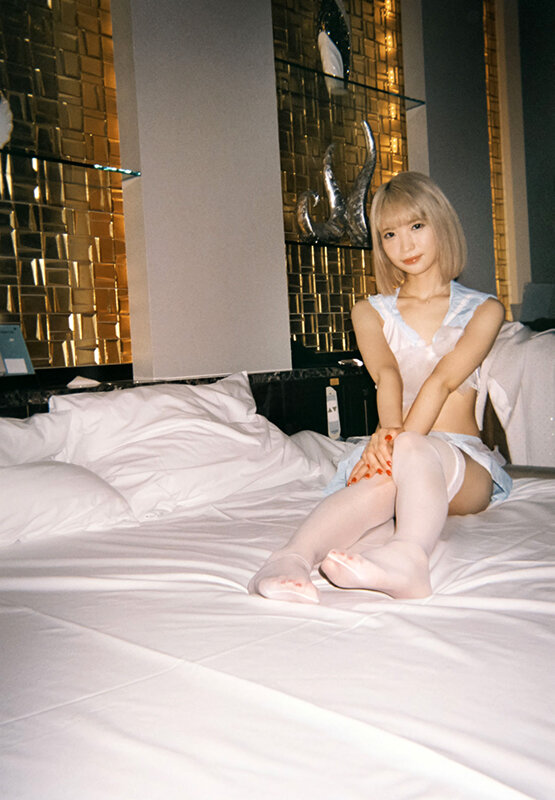 「希咲那奈のラブホデートでハメ撮り体験！フェラ＆ごっくん濃厚プレイ完全収録」のサムネイル