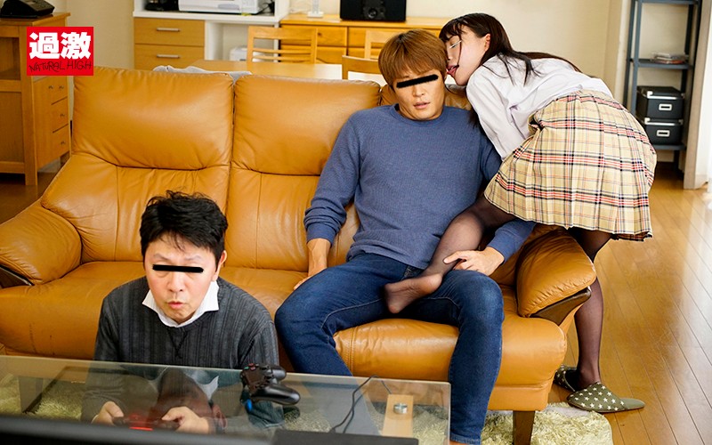 「監禁媚薬漬けした少女が…その後、ハメられた快感が忘れられず自宅に親がいても逆即ハメで嬉しょんイキするチ○ポ中毒に」のサンプル画像16枚目