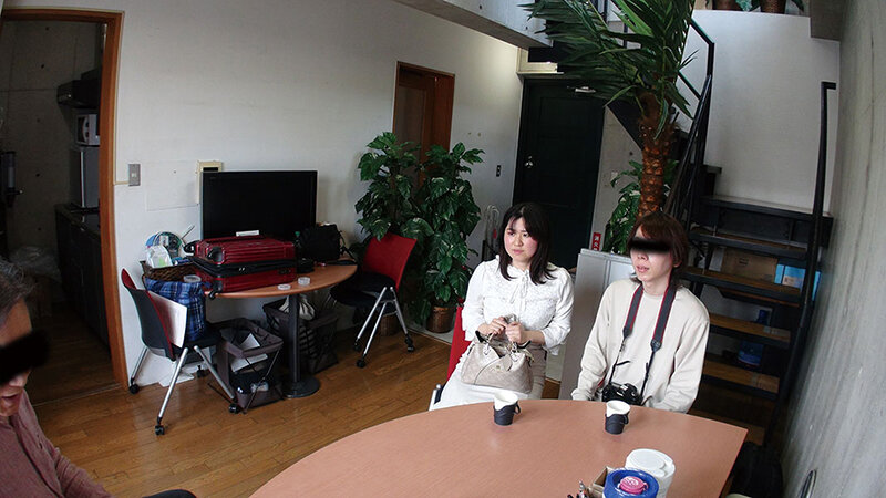 「【素人カップル】寝取られNTR企画で彼氏の前で他人棒に堕ちる彼女の衝撃映像」のサムネイル