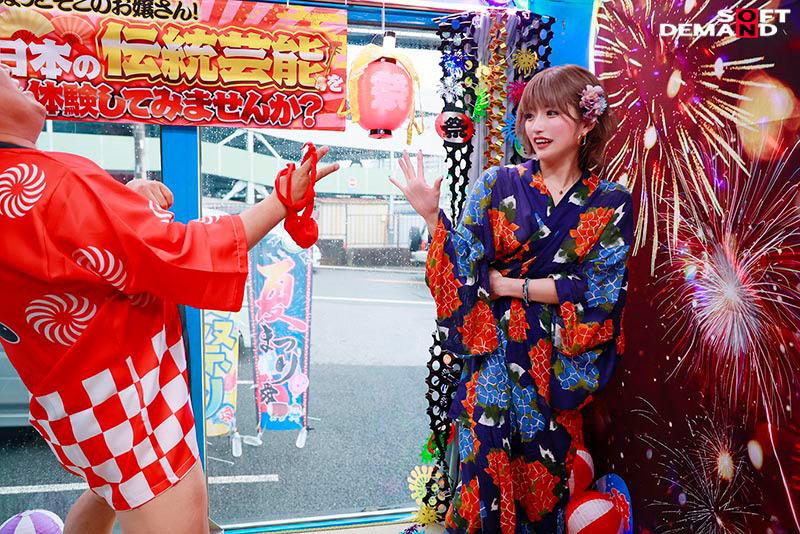 「マジックミラー号 浴衣美女が野球拳で羞恥プレイ 夏祭りナンパ企画 手コキ&SEX収録SP」のサンプル画像12枚目