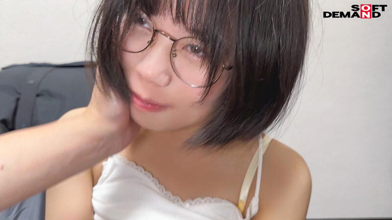 「【素人NTR】寝取られハメ撮り乱交!上納くんが見つけた素人娘たちの衝撃映像」のサンプル画像9枚目