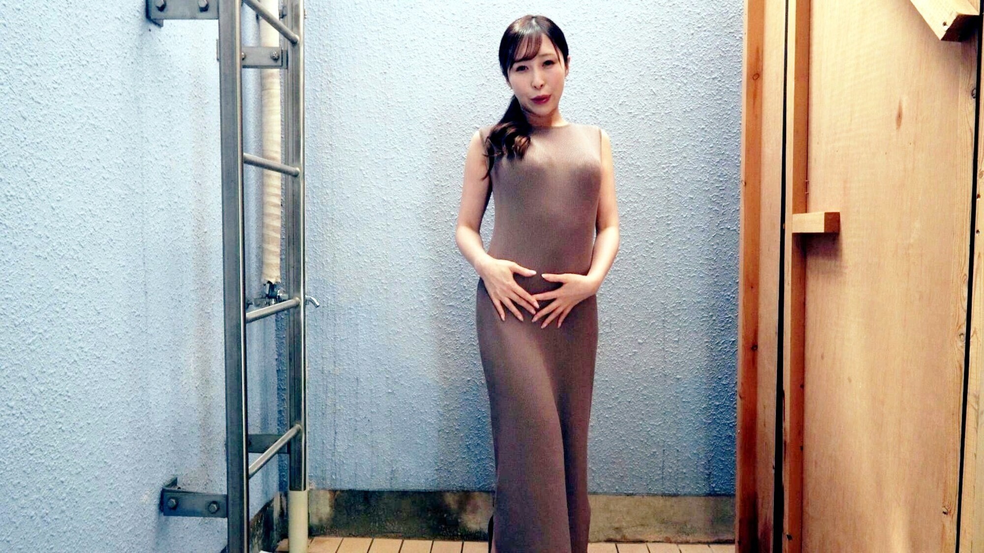 「「私を目で壊してっ！」本能がバグる自撮り淫乱妻オナニー 工藤ゆり」のサンプル画像2枚目