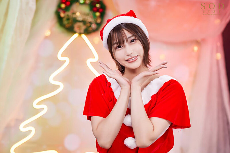 「唯井まひろが女子アナ役で羞恥プレイ！潮吹き我慢しながらニュースを読む姿が話題」のサンプル画像3枚目