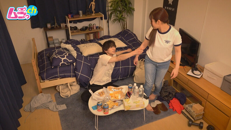 「有栖舞衣が王様ゲームで流されるギャル女子大生!美乳素人の盗撮・のぞき映像」のサンプル画像4枚目