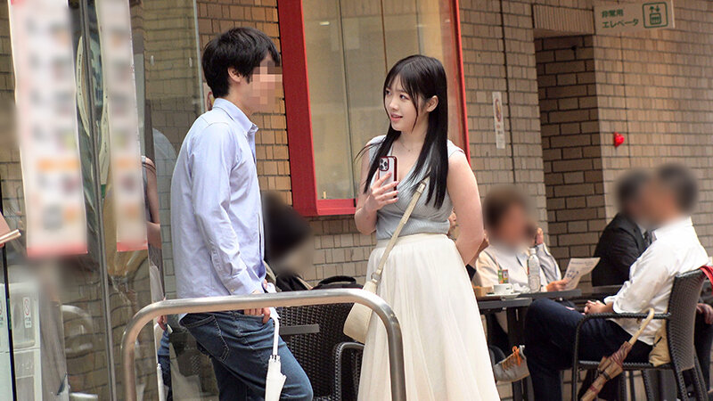 「【素人お姉さん】超乳痴女の逆ナンパ即ハメ中出し&潮吹き絶頂!肉食系美女の本気セックス」のサンプル画像3枚目