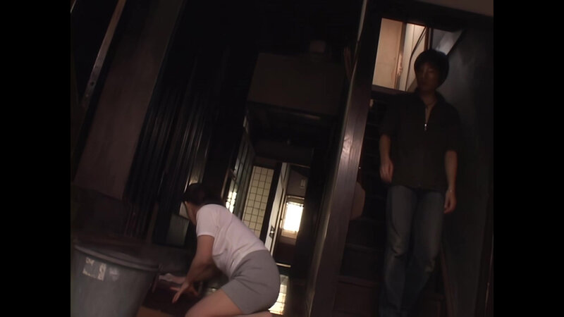 「美月ゆう子(長瀬優子)の熟女近親相姦ドラマ|蔵の中の禁断愛AIリマスター版」のサンプル画像2枚目