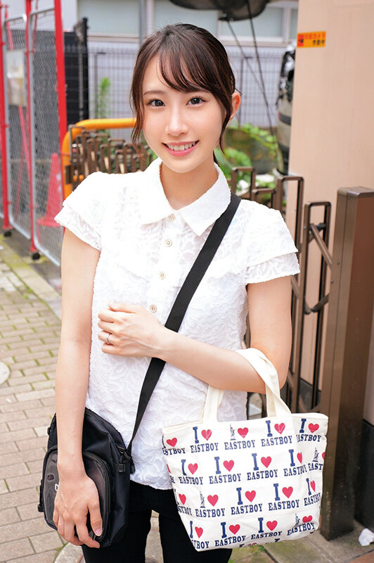 「【素人人妻】巨乳デカ尻アラサーママにクンニ＆アナル責め！騎乗位で中出し絶頂する尻フェチ作品」のサンプル画像2枚目