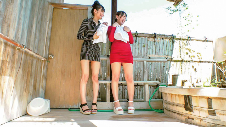 「【素人】黒髪ロング巨乳美女と混浴温泉で濃厚プレイ！卑猥な喘ぎ声がたまらない」のサンプル画像15枚目