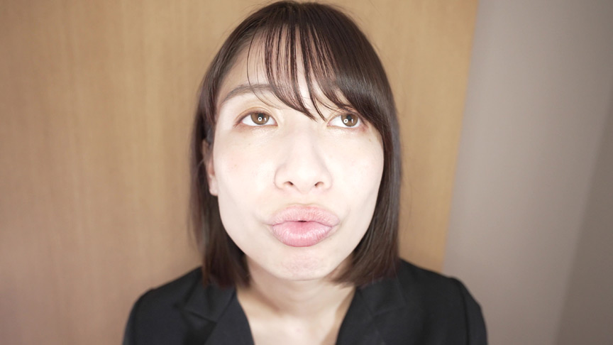 「【湊波流】【口腔フェチ】歯と舌の接写観察プレイ｜変態紳士の匂いチェック動画【マニアック】」のサンプル画像12枚目