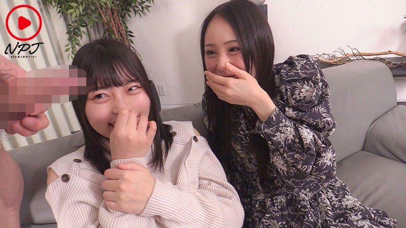 「【素人美少女】M男がハーレム状態で手コキイタズラ責め！チ○ポを見たがる女子たちの可愛い反応集」のサンプル画像8枚目