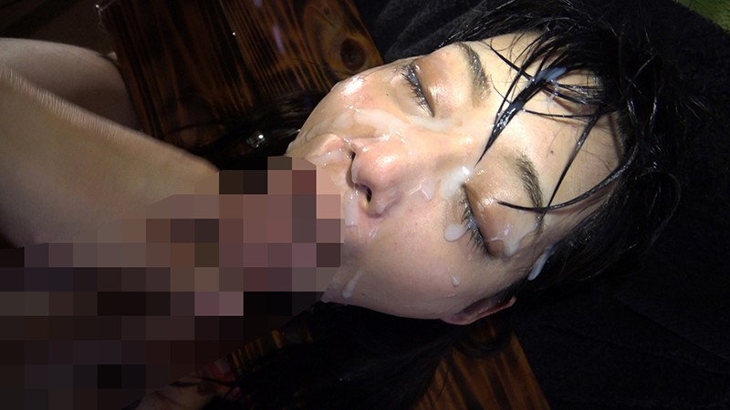 「広瀬ちひろのイラマチオ調教動画|過激なゲロプレイに悶えるマゾ女優の本気映像」のサンプル画像13枚目