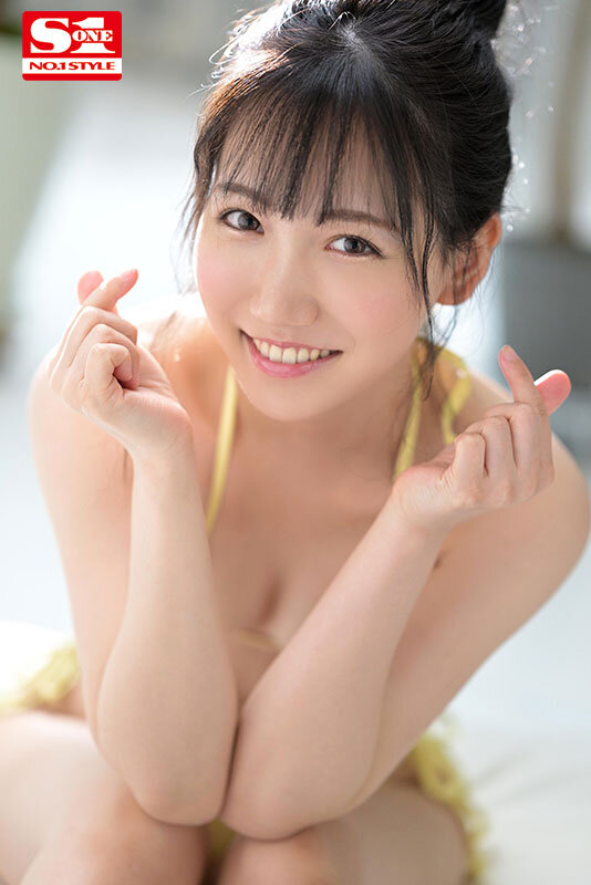 「巨乳女優・三田真鈴が初挑戦!3P・4Pで激イキ連発の本格3本番スペシャル」のサンプル画像2枚目