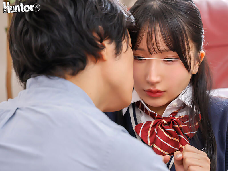 「【女子校生】彼女の横で親友に中出し!フェラ・騎乗位・バックでスローピストン寝取りセックス」のサンプル画像4枚目