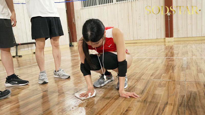 「本庄鈴が3P・4Pで徹底奉仕!顔射&中出しされるパワハラ美人顧問の屈服セックス」のサンプル画像15枚目