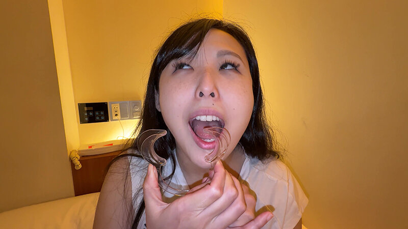 「【横山夏希】美人お姉さんを街角ナンパ！素人風の恥じらいがたまらない濃厚プレイ」のサンプル画像5枚目