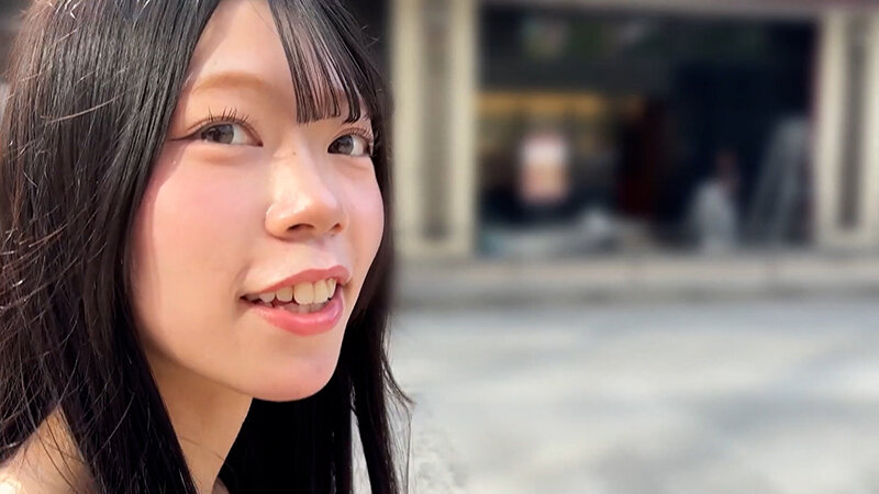 「【素人ナンパ】お姉さん系黒髪美女が魅せる濃厚テクニック！ぱっちり瞳の癒し系ギャルとの出会い」のサンプル画像2枚目