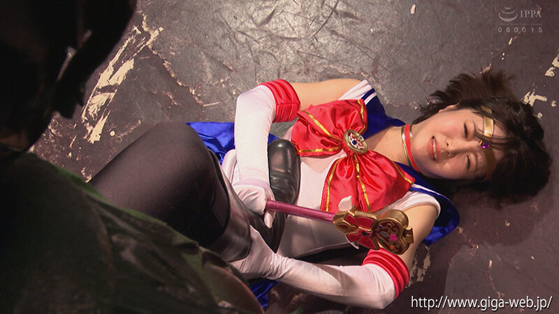 「深月めいが美少女戦士に変身!女戦士ヒロインが闘いに敗れ屈服する姿が話題」のサンプル画像2枚目