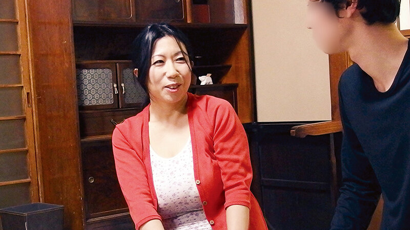 「【熟女】巨乳人妻12人が禁断の情事で乱れる!アクメ絶頂フェラ中出し4時間SP」のサンプル画像18枚目