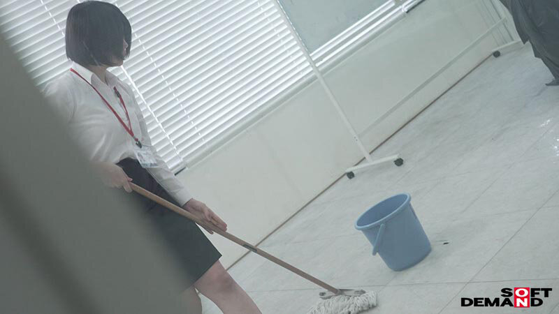 「本村素子が挑む羞恥の浣腸体験！局部アップで見せるアナルセックスの実態検証」のサンプル画像8枚目