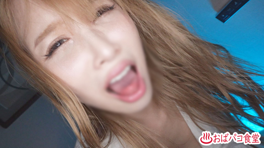 「【熟女】昭和生まれの美人妻がビーチでナンパされハイレグ姿で濃厚プレイ」のサンプル画像5枚目