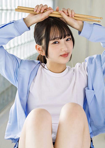 「【18歳絶頂開発】おとえりが行くところに男優有!おもちゃ・チ●ポでず~っと責め続けられる1日 音田絵凛」のサムネイル