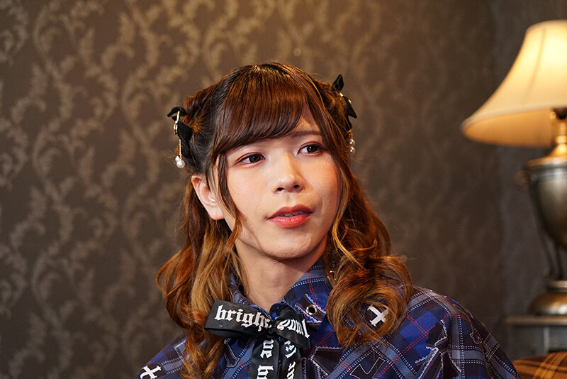 「狐森りつが拘束拷問で絶頂！アナル責めに悶えるニューハーフ男の娘の快感プレイ」のサムネイル