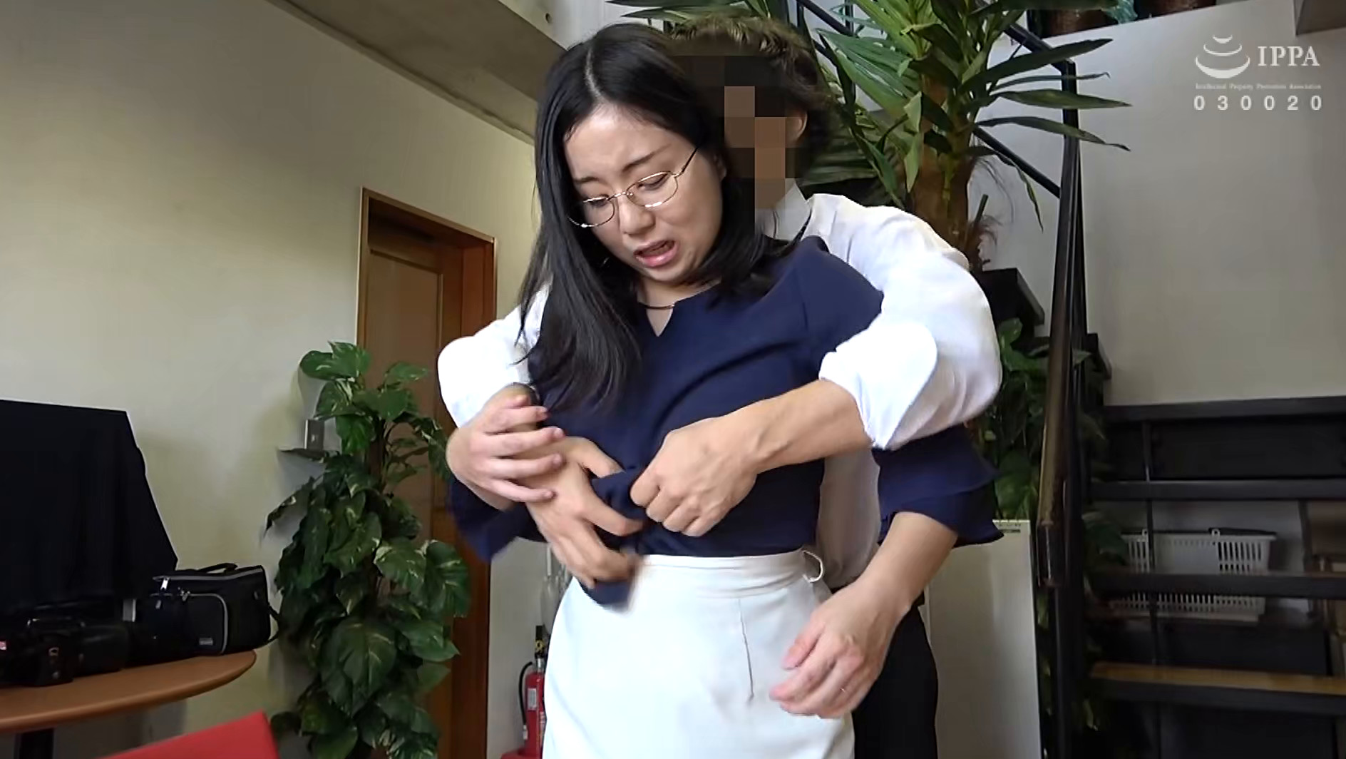 「うちの妻・R々花(30)を寝取ってください 135」のサムネイル