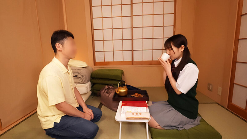 「平山羽那 初心な田舎娘JKが民宿で大人に辱められ中出し3Pの餌食に ミニ系女子校生」のサムネイル
