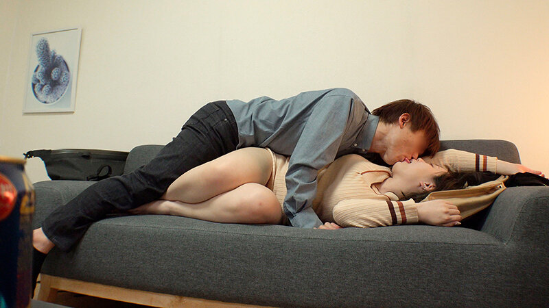 「【素人JD】美乳女子大生を連れ込み隠し撮り!酔った美少女に中出しする盗撮SEX映像」のサンプル画像7枚目