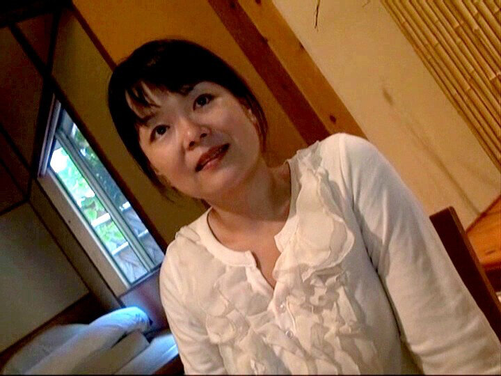 「【人妻】不倫旅行で乱交に溺れる美人妻の秘密の温泉旅行【主婦・高画質リマスター】」のサンプル画像3枚目