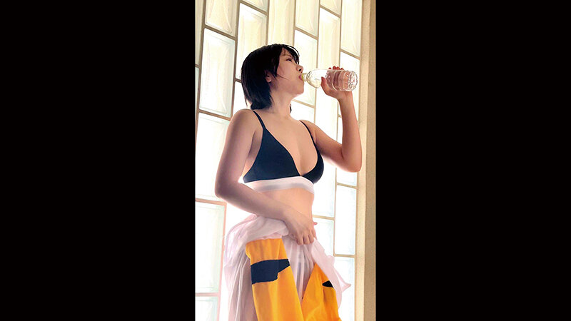 「【素人】遊園地キャスト4名の着替え盗撮＆中出し映像｜着ぐるみの中の人プライベート流出」のサンプル画像19枚目