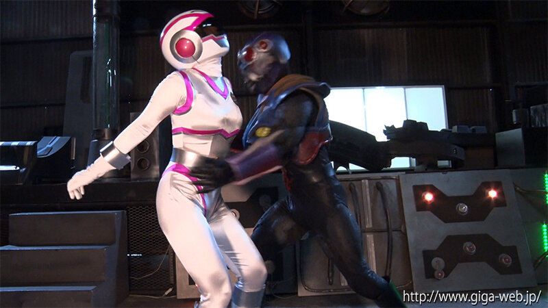 「音琴るい主演!女戦士チャージマーメイドが捕らわれる特撮ヒロインピンチ作品」のサンプル画像5枚目