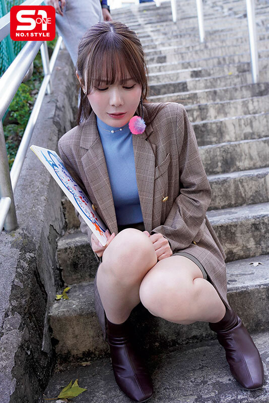 「三上悠亜ら人気女優20人の制服姿で羞恥アクメ！潮吹き絶頂50シチュエーション8時間」のサムネイル