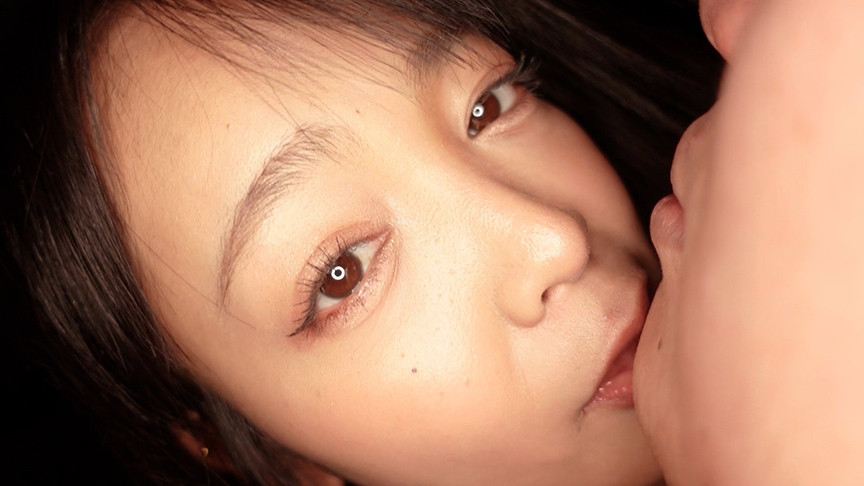 「【素人お姉さん】優しくリードするソフトS美女の濃厚鼻フェラ責め【M男向けフェチプレイ】」のサムネイル