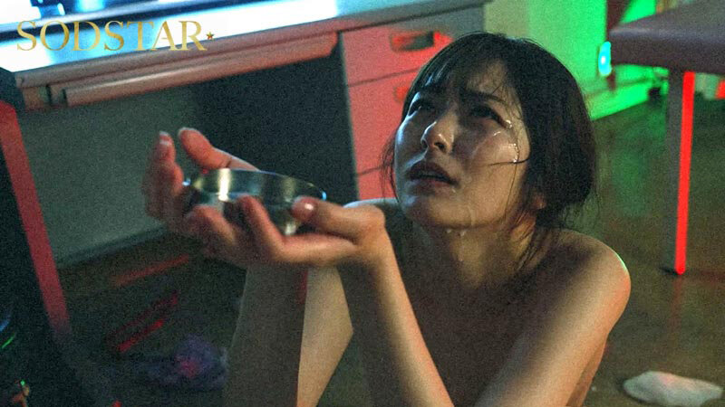 「青空ひかりがスレンダーナースに扮し中出しされる！院内で人気の看護師が禁断の関係に溺れる」のサンプル画像11枚目