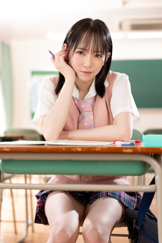 「西元めいさの軟体パンチラ動画｜小悪魔美少女が淫語で挑発する過激映像」のサムネイル