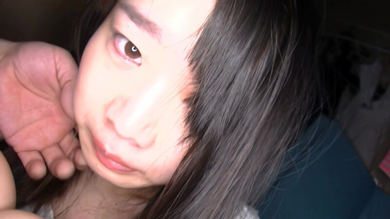 「素人ミニ系美少女くるみの競泳水着姿で中出しプレイ｜AIリマスター高画質版」のサムネイル