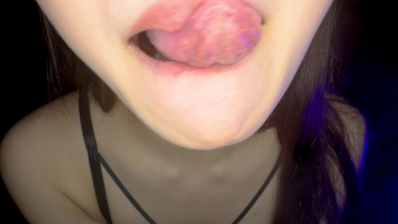 「笠木いちか 口内観察＆指しゃぶり動画｜素人お姉さんの開口器プレイが話題【個人撮影】」のサンプル画像8枚目