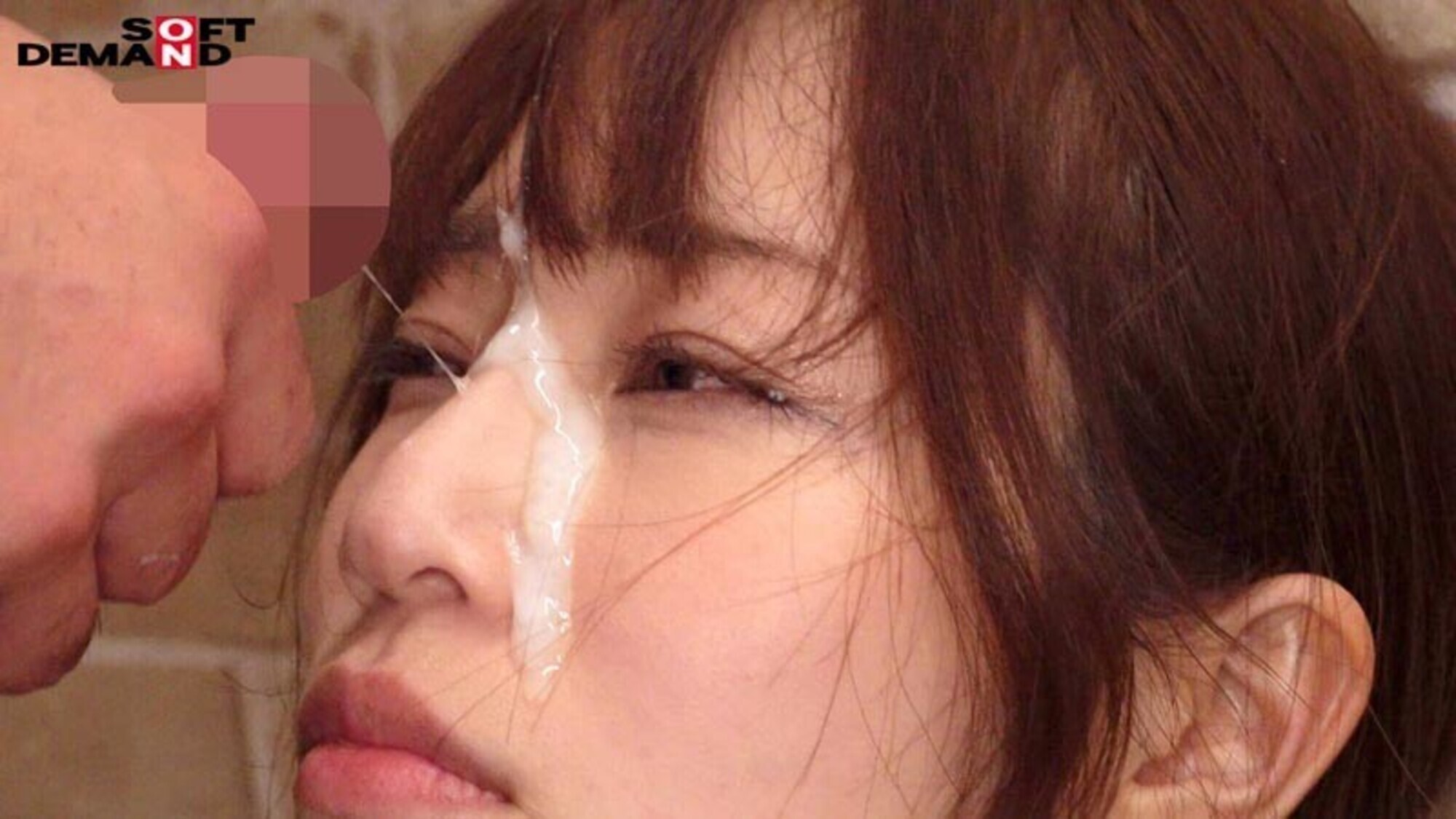 「【素人】スレンダー美人カフェ店員に顔射ぶっかけ連発!イラマチオで責められる敏感娘の出勤から退勤まで」のサンプル画像11枚目